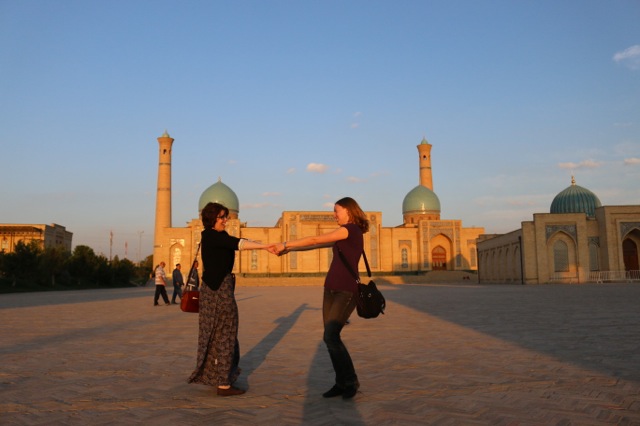 Besuch von Studierenden der Humboldt-Universität Berlin in Usbekistan