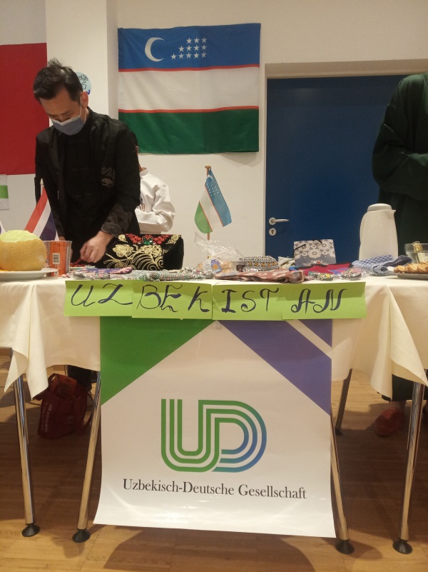 Vertreterin der Deutsch-Usbekischen Freundschaftsgesellschaft nahm an internationalem Seminar in Deutschland teil