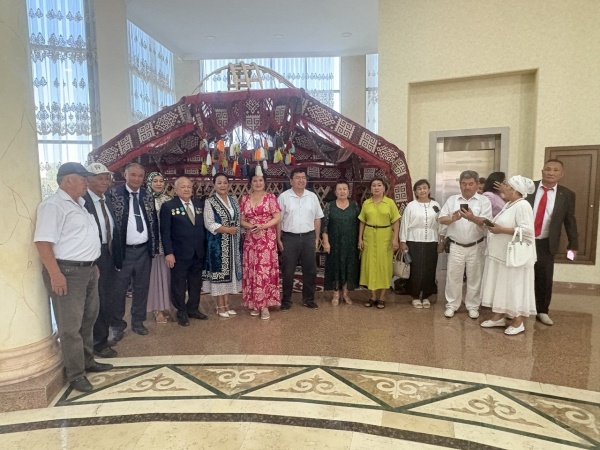 Kulturell-aufklärerische Veranstaltungen zum 180. Geburtstag des Dichters Abai Qunanbajuly organisiert